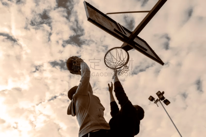 迪洛伦佐：下半场丢球后我们被击垮；挪威很强，配得上胜利